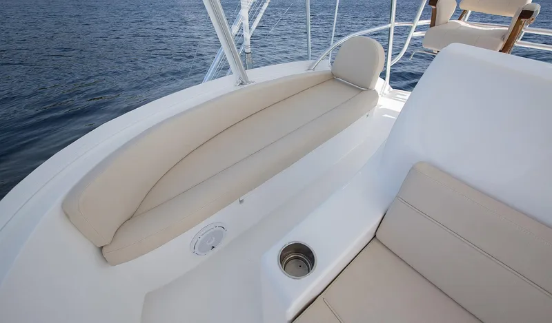 Slide: The Image of Flybridge Seating - 13