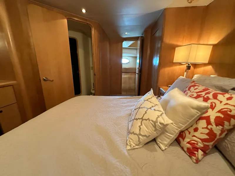 Slide: The Image of Donzi Custom Enclosed Flybridge 1996 - 61