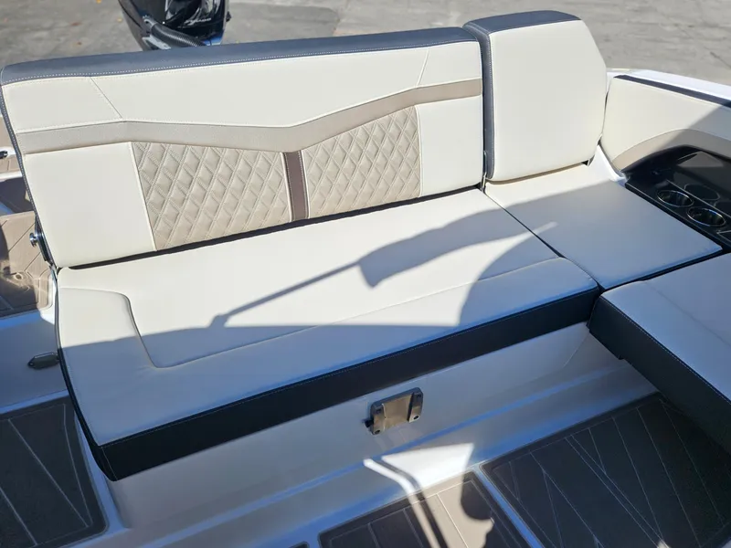 Slide: The Image of Luxury seating on the 2025 Monterey 275SS boat with diamond-stitched upholstery. - 13