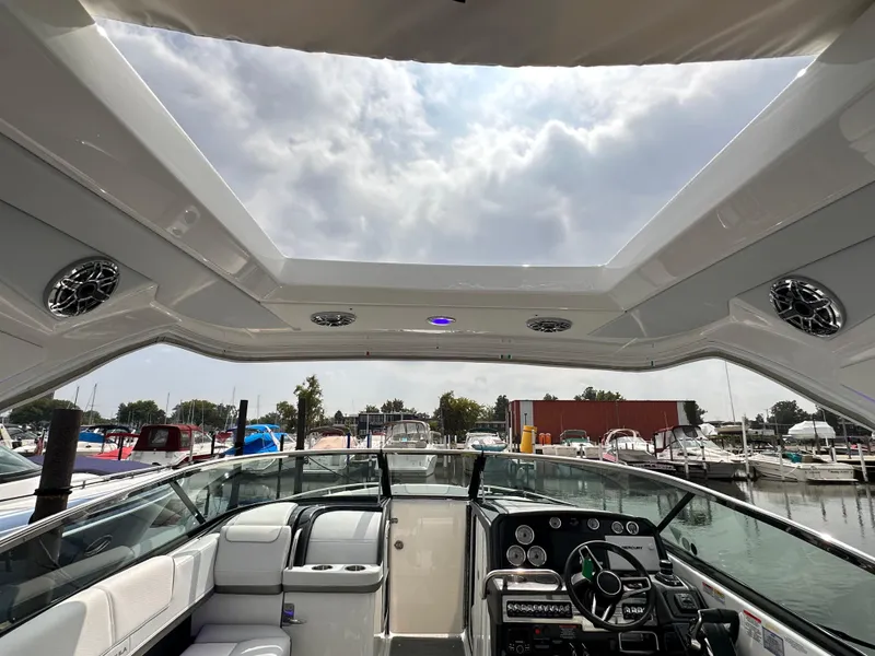 Slide: The Image of Formula 310 Bowrider I/O 2026 - 52