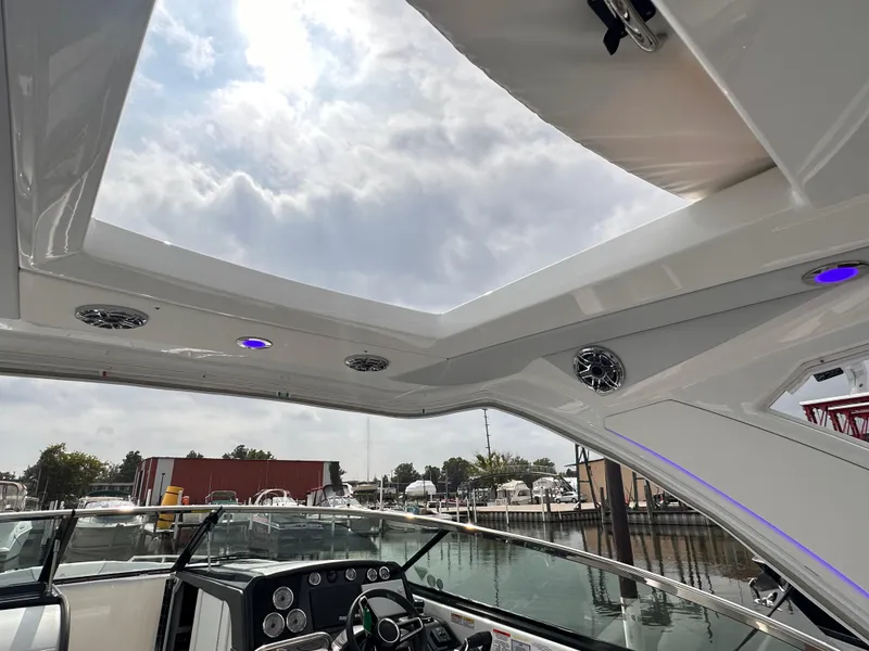 Slide: The Image of Formula 310 Bowrider I/O 2026 - 53