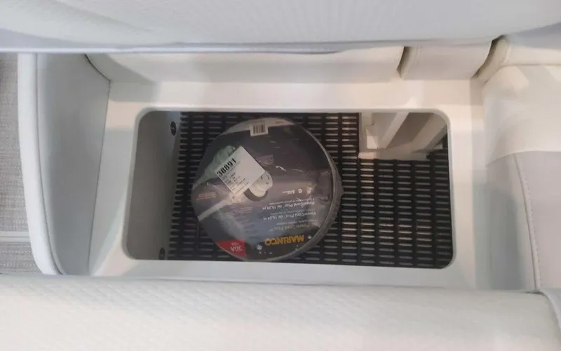 Slide: The Image of Formula 330 Crossover Bowrider I/O 2025 - 68