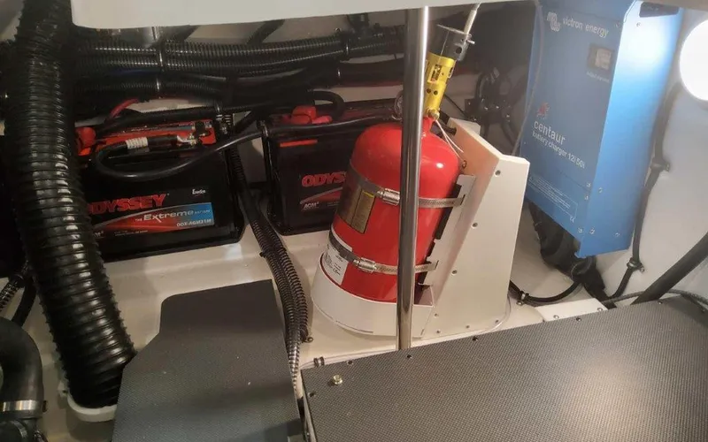 Slide: The Image of Formula 330 Crossover Bowrider I/O 2025 - 74