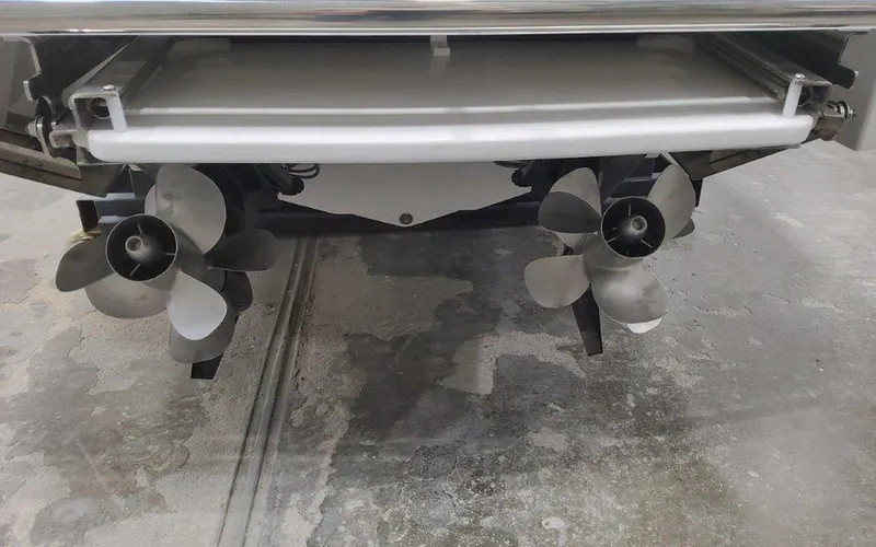 Slide: The Image of Formula 330 Crossover Bowrider I/O 2025 - 84