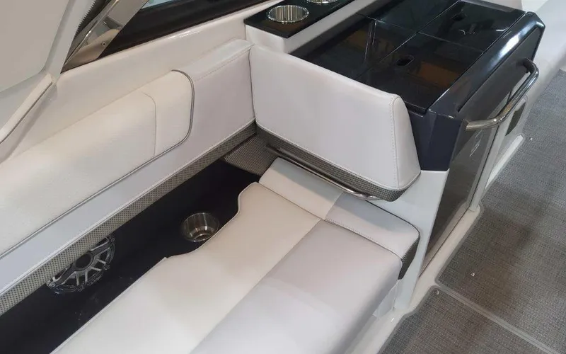 Slide: The Image of Formula 330 Crossover Bowrider I/O 2026 - 57