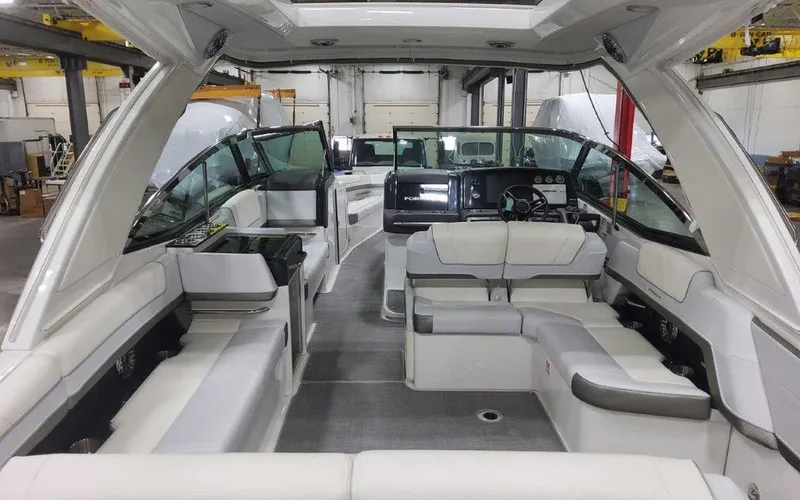 Slide: The Image of Formula 330 Crossover Bowrider I/O 2026 - 75