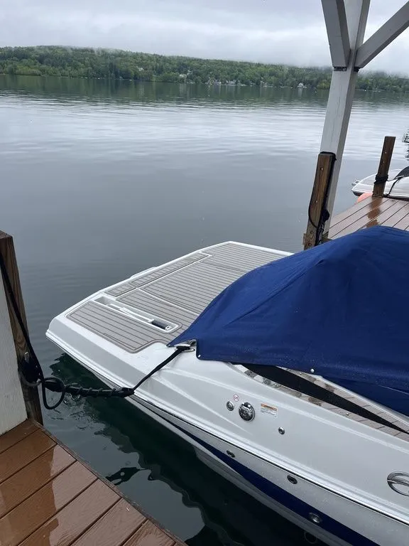 Slide: The Image of Crownline Boats 298 SS 2026 - 5