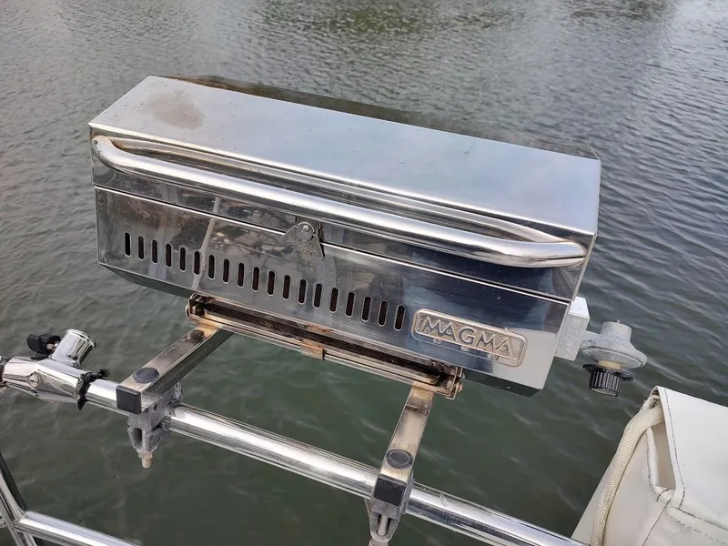 Slide: The Image of Stainless steel Magma grill mounted on a Stevens Custom 53/56 boat, 2005 model. - 24