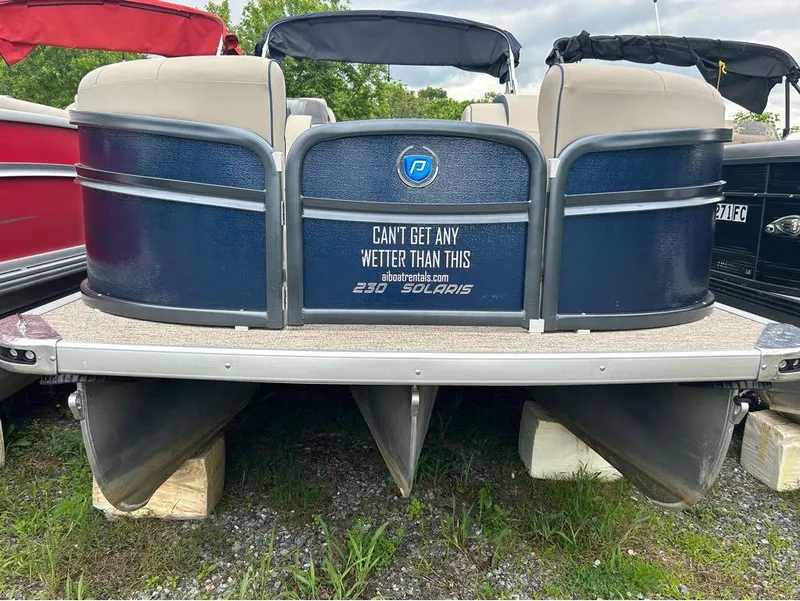 Slide: The Image of Premier 230 Solaris RL 2022 - 14