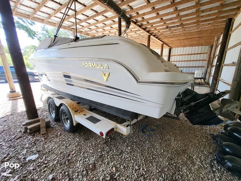 Slide: The Image of 2000 Formula 260 BR for sale in Hot Springs, AR - 55