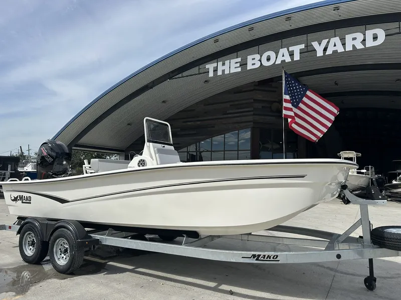 Slide: The Image of Mako Pro Skiff 19 CC 2024 - 12