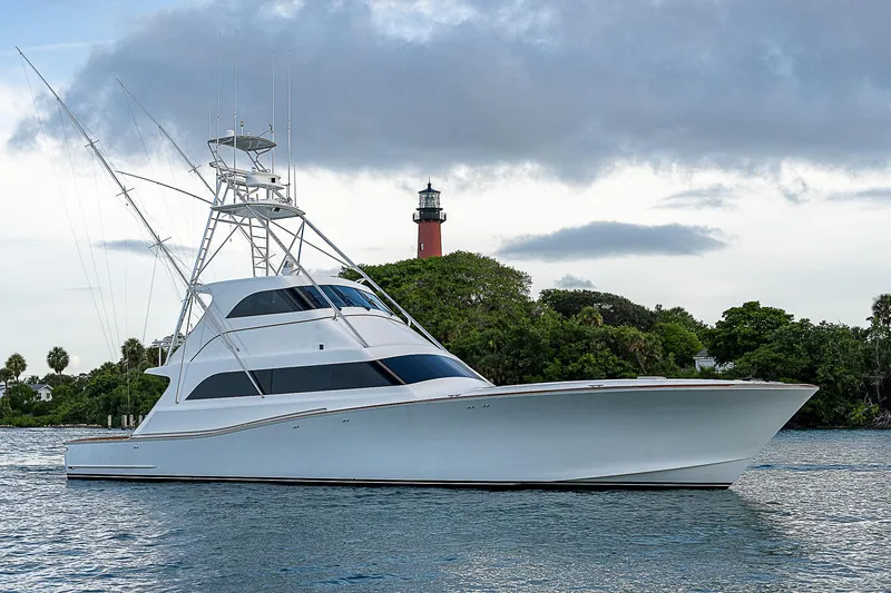 Slide: The Image of Amer Custom Enclosed Flybridge 2001 - 91