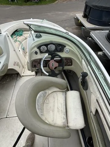 Slide: The Image of Sea Ray 200 Select 2006 - 8
