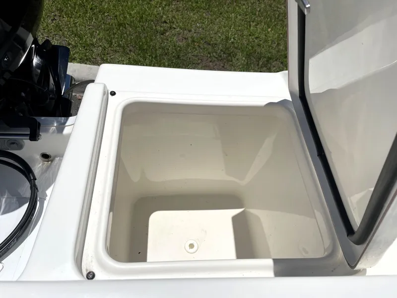 Slide: The Image of Sea Pro 219 Center Console 2022 - 56