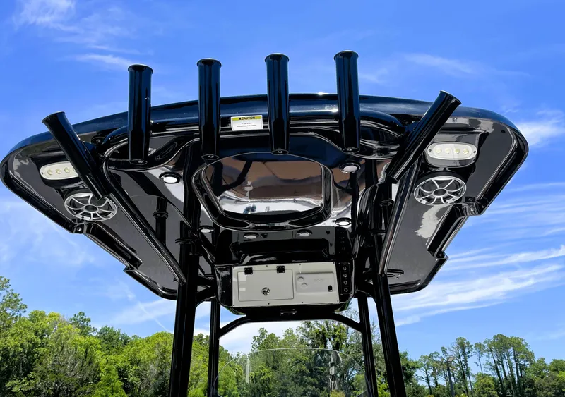 Slide: The Image of Sea Pro 219 Center Console 2022 - 62