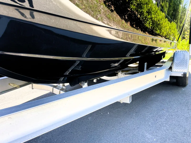 Slide: The Image of Sea Pro 219 Center Console 2022 - 72