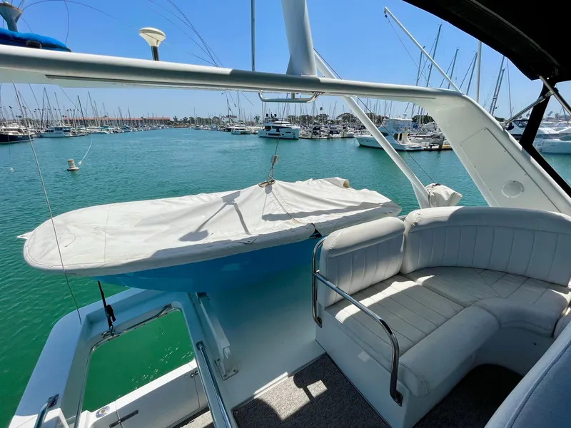 Slide: The Image of 1999 Californian 39 yacht interior with marina view. - 43