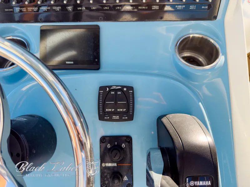 Slide: The Image of Control panel of 2024 Pathfinder TRS 2200 boat with Yamaha components. - 25