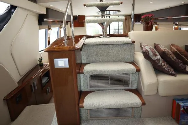 Slide: The Image of 56' Carver Voyager - Salon - 25
