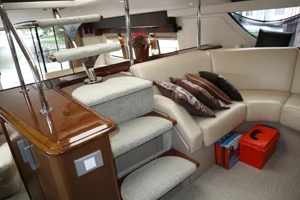Slide: The Image of 56' Carver Voyager - Salon - 26