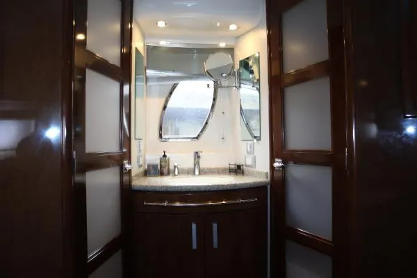Slide: The Image of 56' Carver Voyager - Head - 30