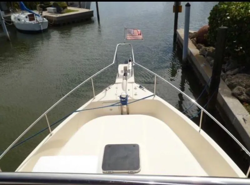 Slide: The Image of Mainship 34 Trawler 2006 - 12