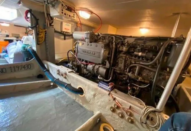 Slide: The Image of Mainship 34 Trawler 2006 - 33