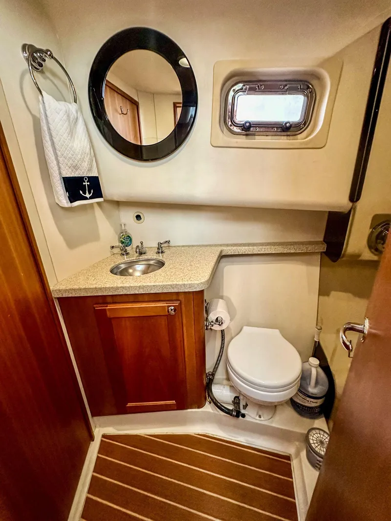 Slide: The Image of Mainship 34 Trawler 2006 - 35