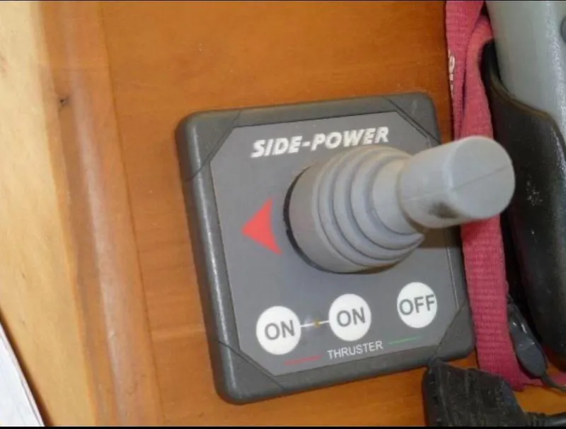 Slide: The Image of Mainship 34 Trawler 2006 - 41