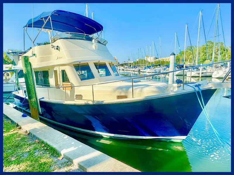 Slide: The Image of Mainship 34 Trawler 2006 - 9