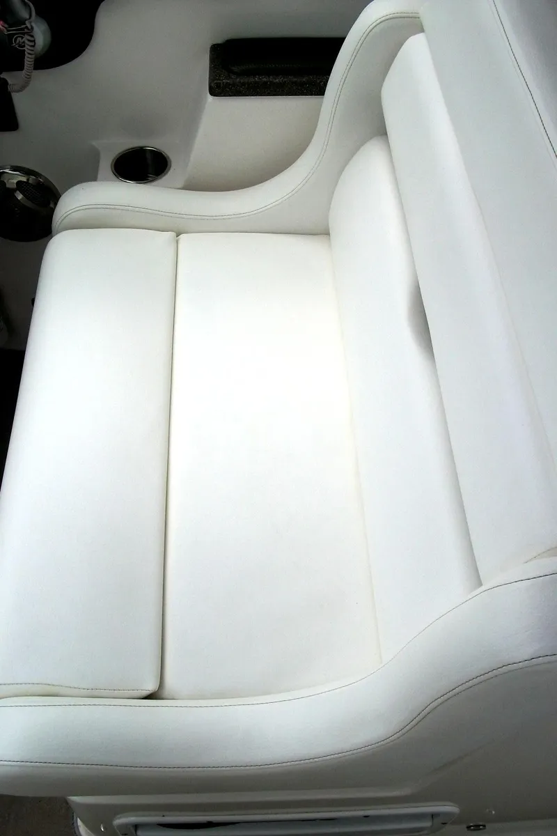 Slide: The Image of Dual Helm Seat With Bolster - 11