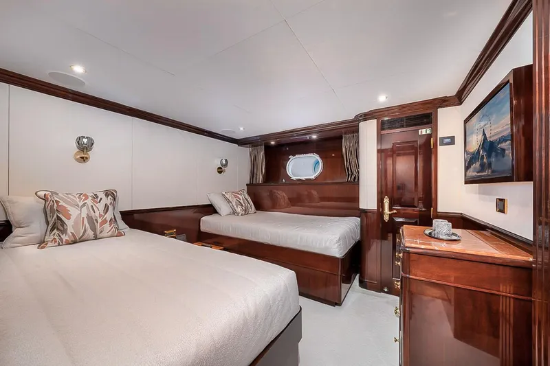 Slide: The Image of Christensen Tri-Deck Motor Yacht 2005 - 21