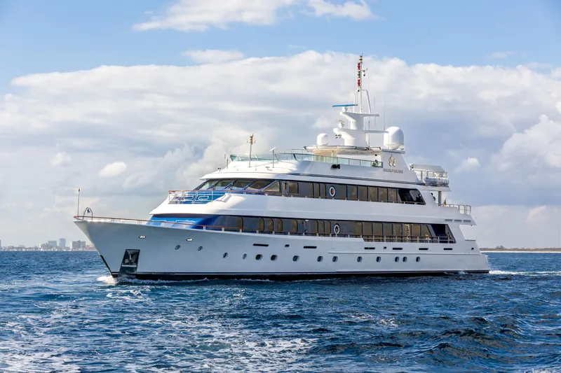 Slide: The Image of Christensen Tri-Deck Motor Yacht 2005 - 3