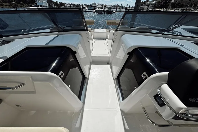 Slide: The Image of Aquila 36 Sport 2024 - 12