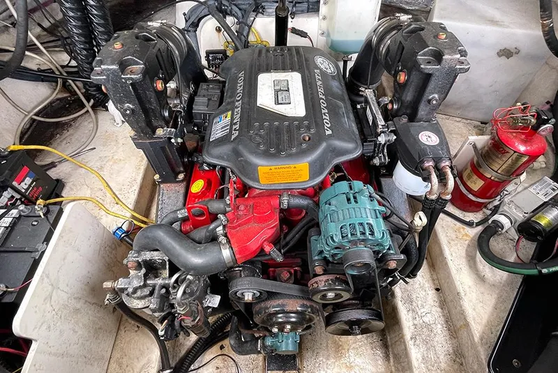 Slide: The Image of 2007 Chaparral 256 SSi boat engine in a clean engine compartment. - 7