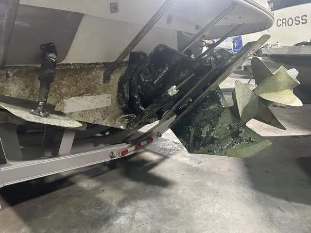 Slide: The Image of Crownline Boats 270 2007 - 5