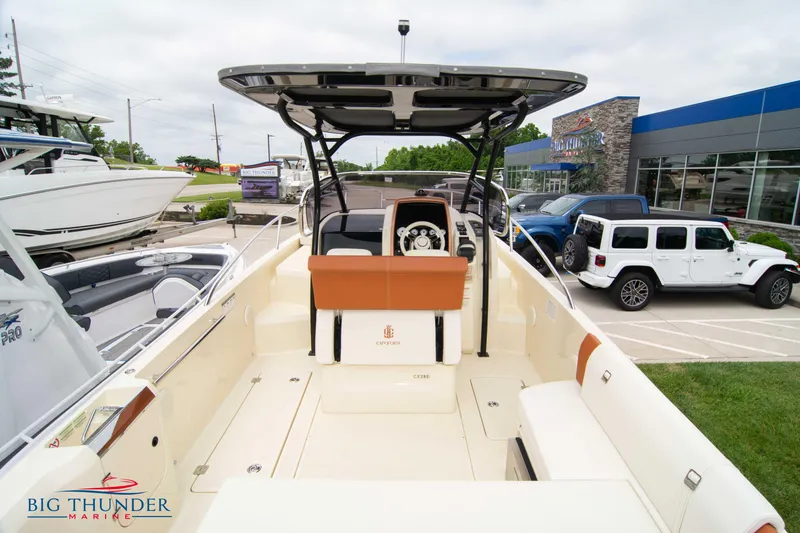 Slide: The Image of 2024 Capoforte CX280i boat at Big Thunder Marine dealership. - 12