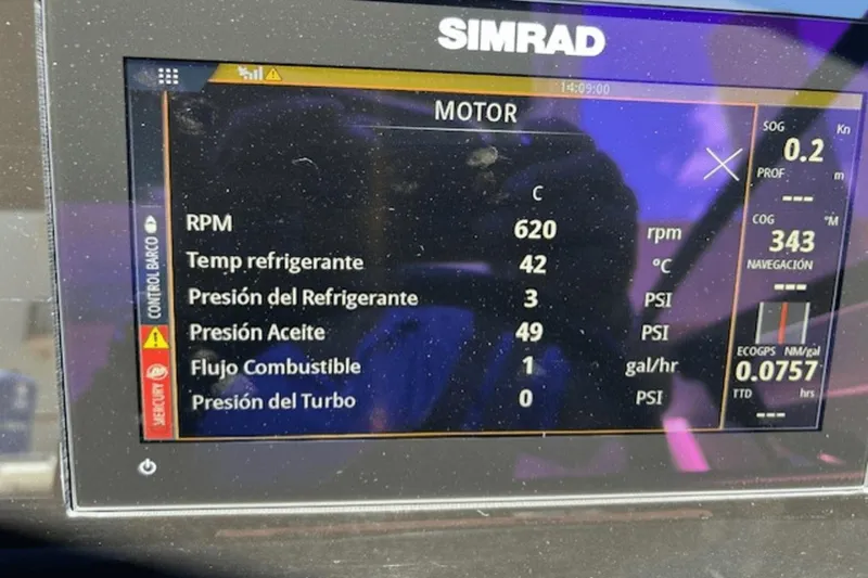 Slide: The Image of Sea Ray 270 SDX 2018 - 31