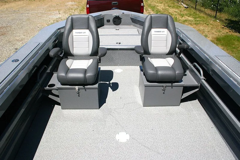 Slide: The Image of Thunder Jet Rush Open Tiller 2026 - 4