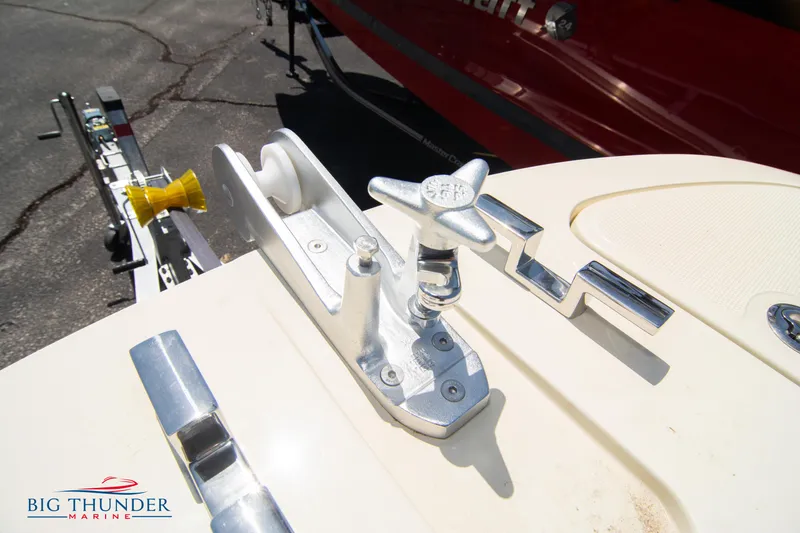 Slide: The Image of Close-up of Capoforte SX200 2024 boat trailer hitch at Big Thunder Marine. - 34