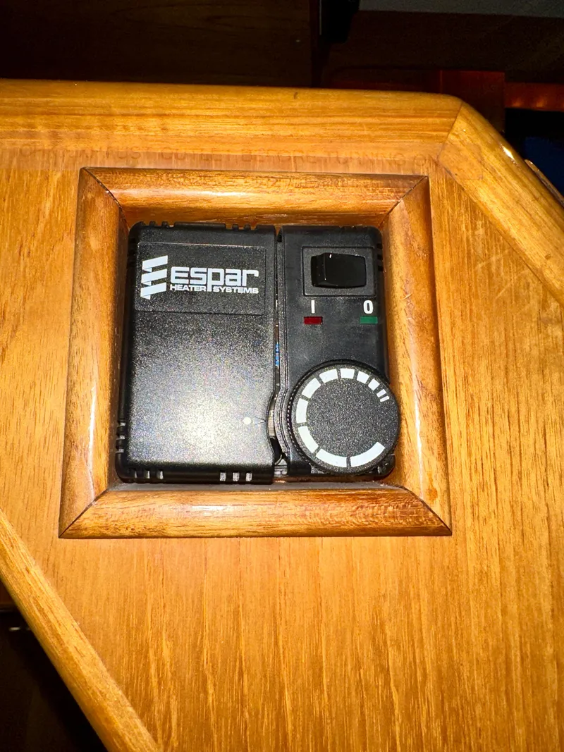 Slide: The Image of Ocean Alexander 440 1993 - 31