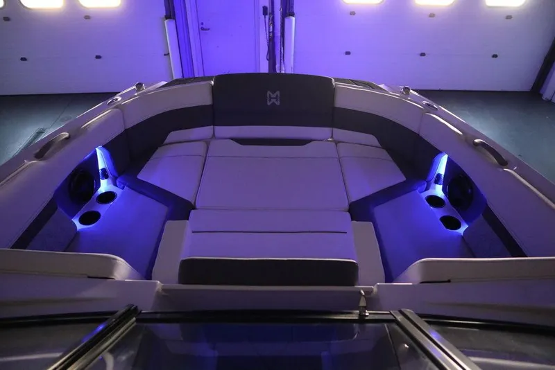 Slide: The Image of Heyday H22 2024 - 78