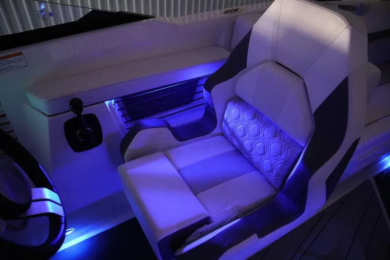 Slide: The Image of Heyday H22 2024 - 80