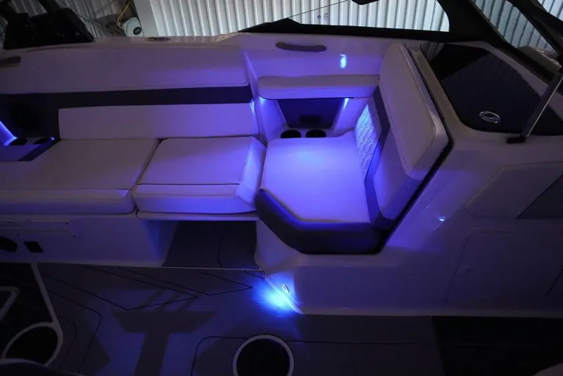 Slide: The Image of Heyday H22 2024 - 81