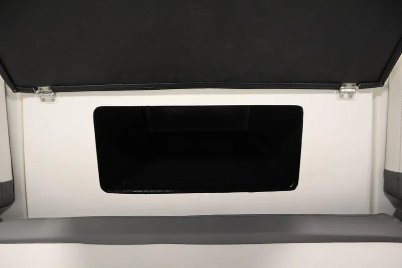 Slide: The Image of Heyday Wake Boats H22 2024 - 59