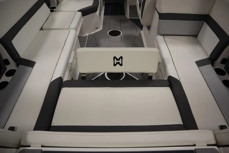 Slide: The Image of Heyday Wake Boats H22 2024 - 60