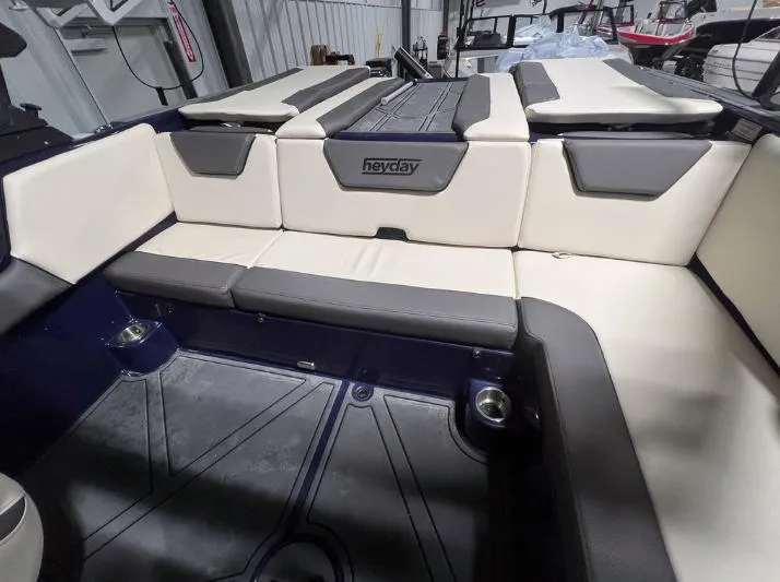 Slide: The Image of Heyday Wake Boats WT-2DC 2024 - 12