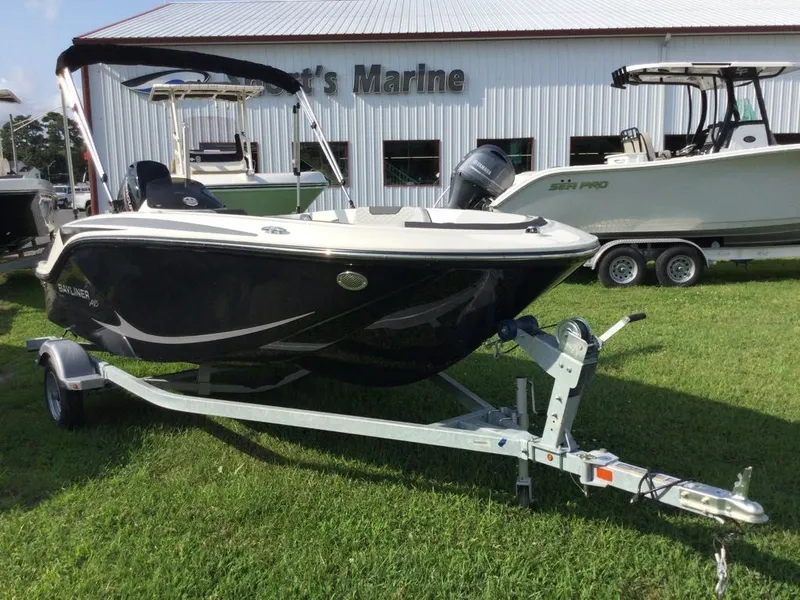 Slide: The Image of Bayliner M150EL BK/BK 50M 2024 - 1