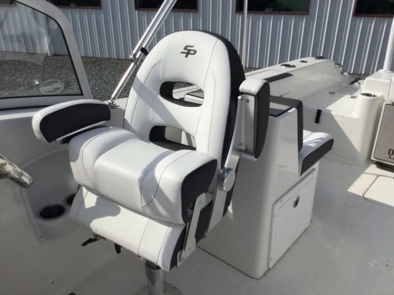 Slide: The Image of Sea Pro 240 Dual Console 2024 - 23