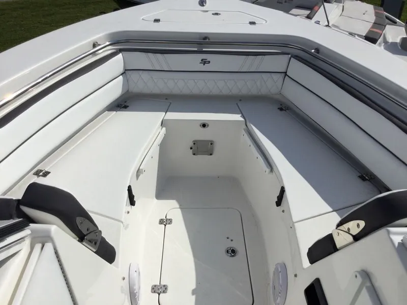 Slide: The Image of Sea Pro 240 Dual Console 2024 - 3